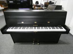 Feurich Klavier schwarz von Klavierbaumeisterin aus Aachen